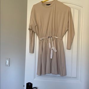 Cute basic Topshop dress